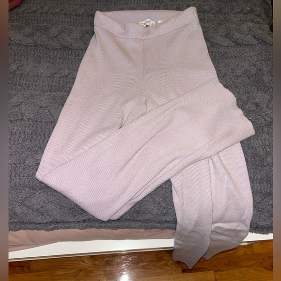 Abercrombie Sweats 💜 - Picture 3 of 8